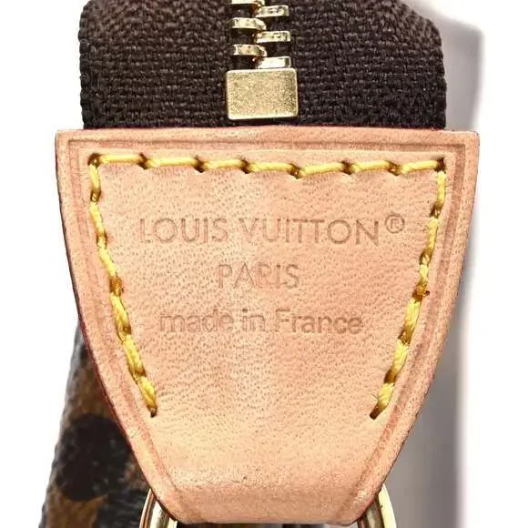 Louis Vuitton Mini Pochette Accessories #242433L77B - Picture 6 of 8